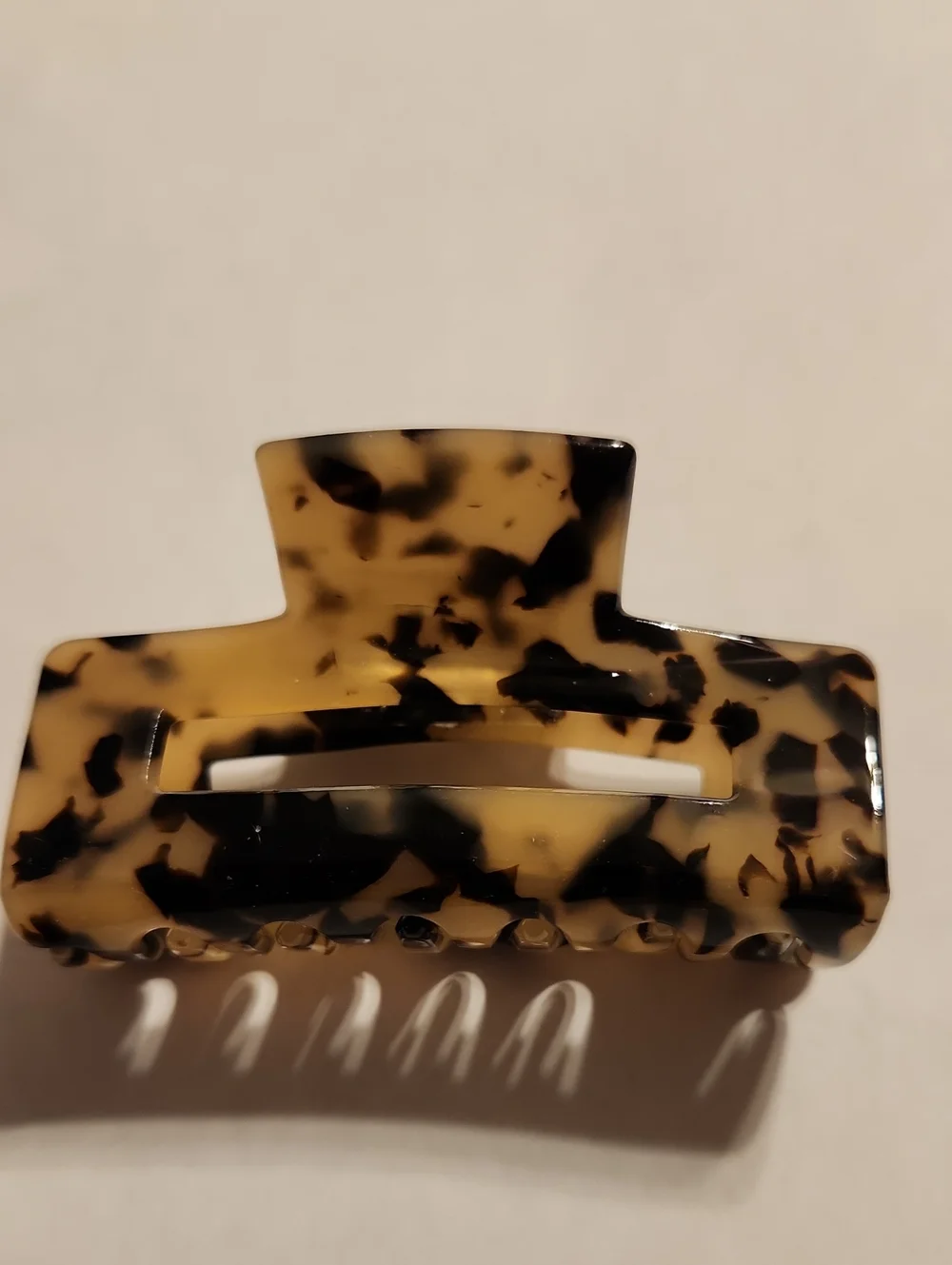 NWOT Acetate Hair Clip 3 inches